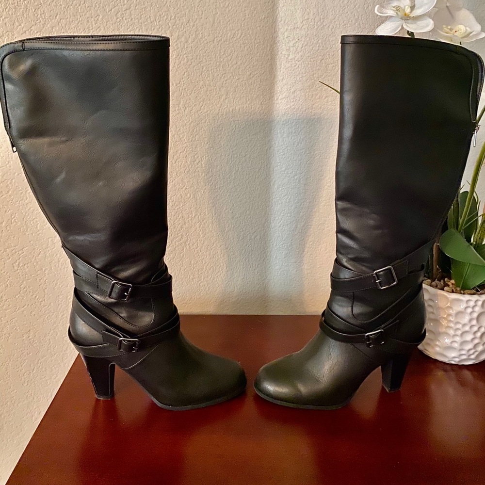 Riding boots